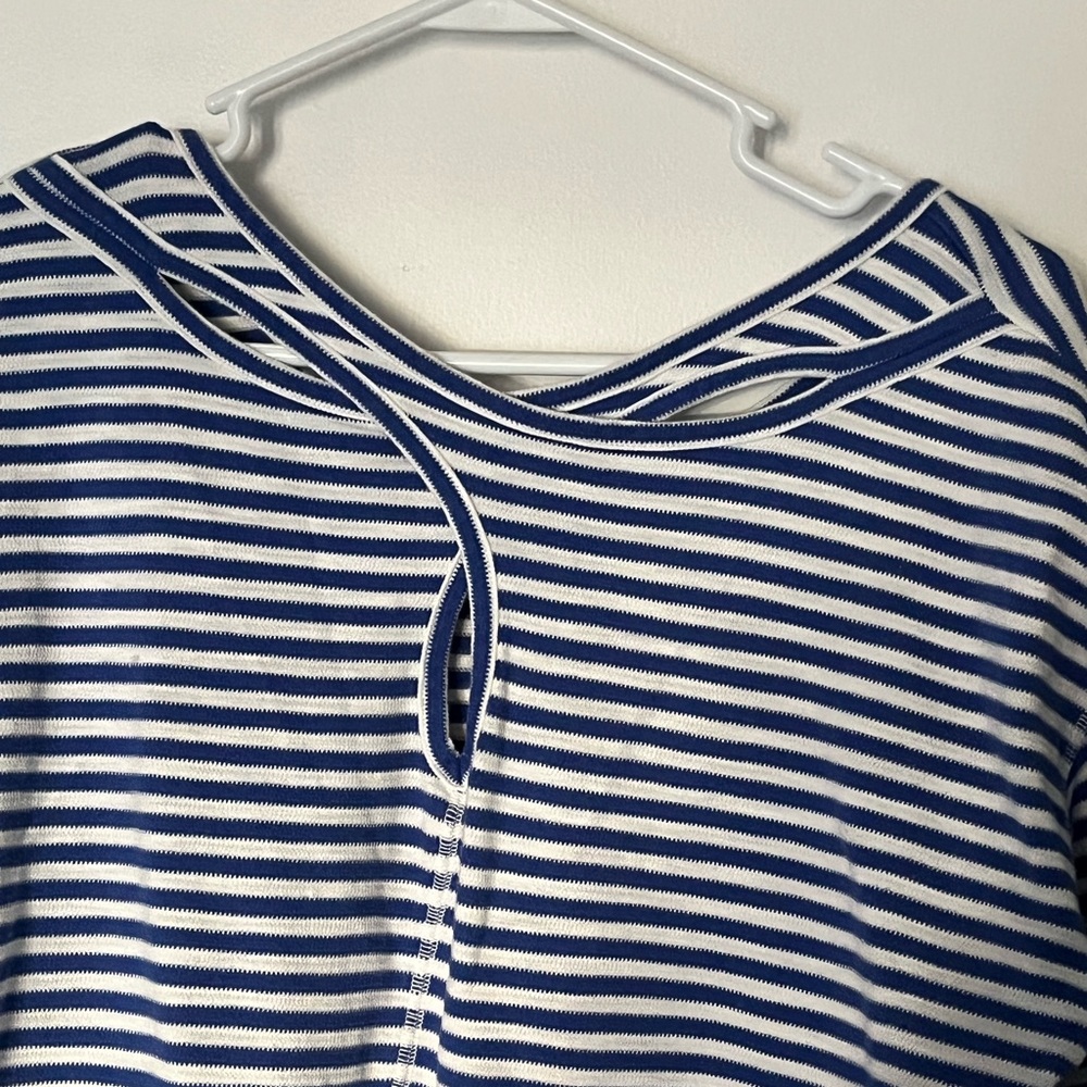 T by Talbots top - Picture 2 of 3